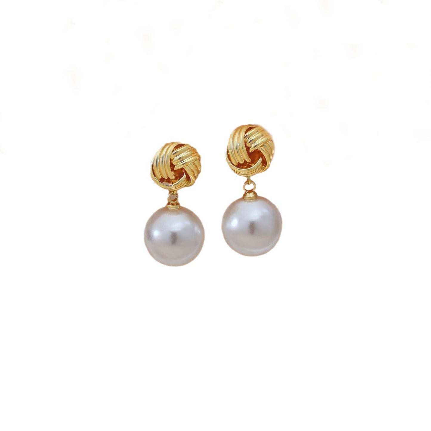 Sweet Twist Pearl Stud Earrings