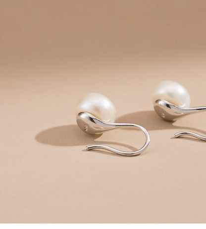 Silver Fashion Pearl Earrings